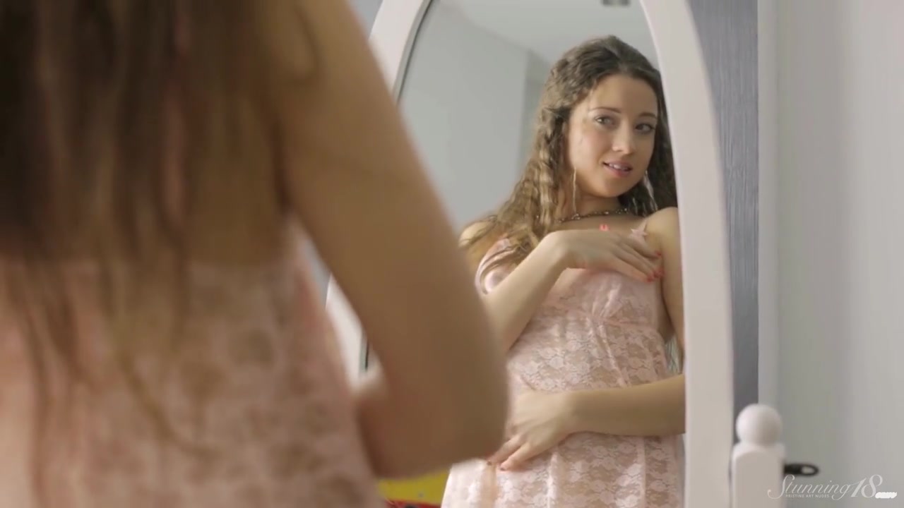 Beautiful Teen 18+ Fabricia D Is Reaching A Huge & Wet Orgasm Now!