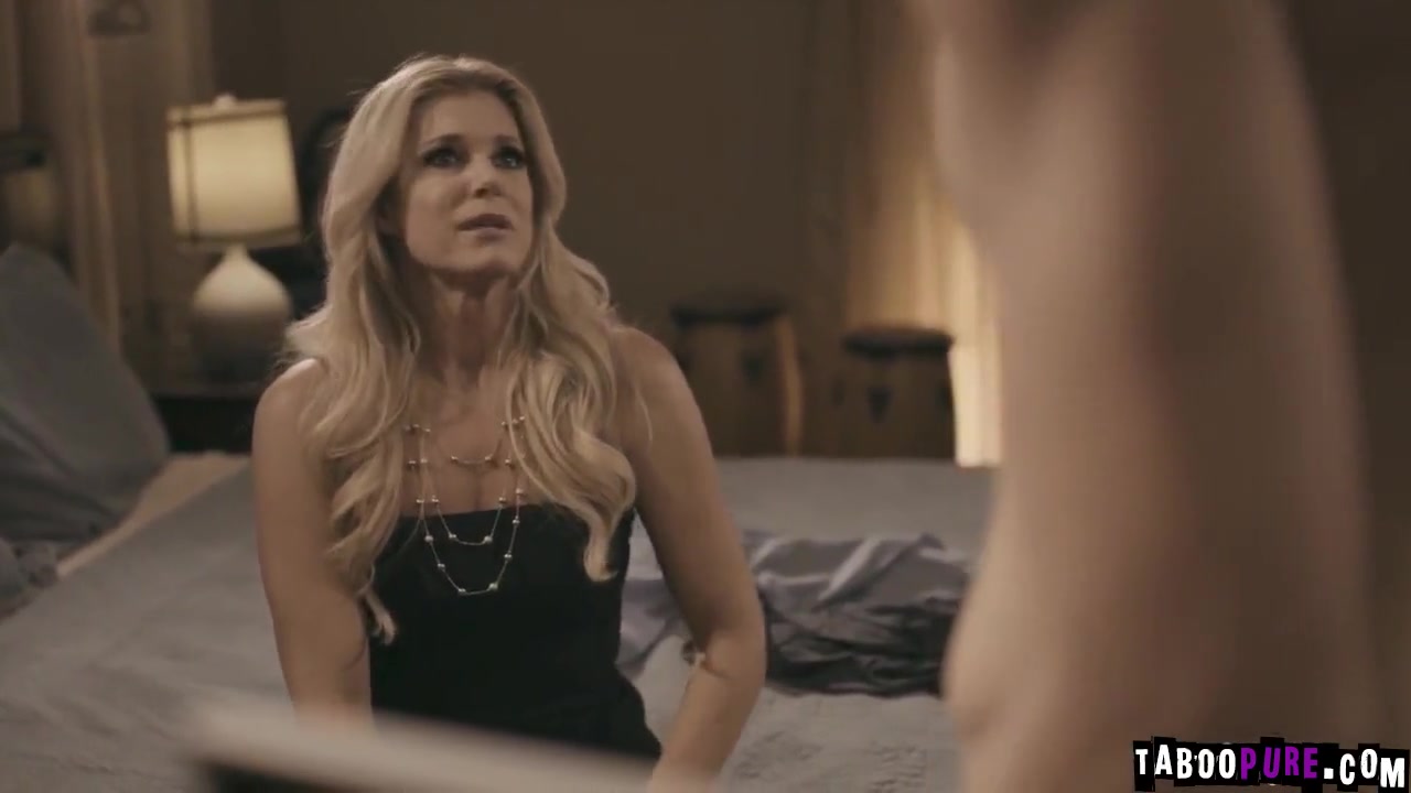 Tries To Bargain And Seduce Her Stepson - India Summer