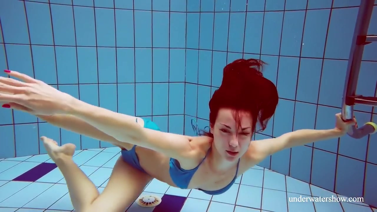 Tight Blue Swimsuit Babe Martina In The Pool