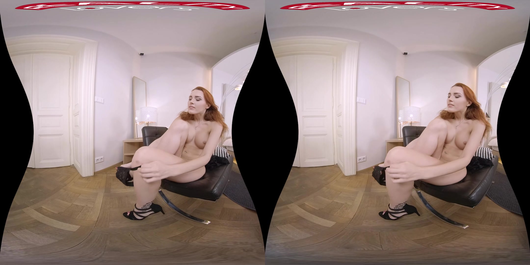 The Beautiful Redhead - RealityLovers