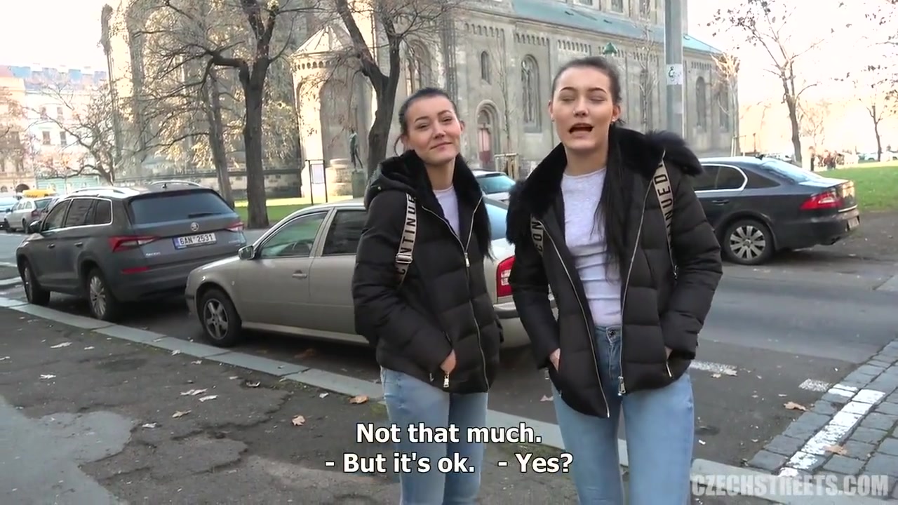 124 Naive Fake twins