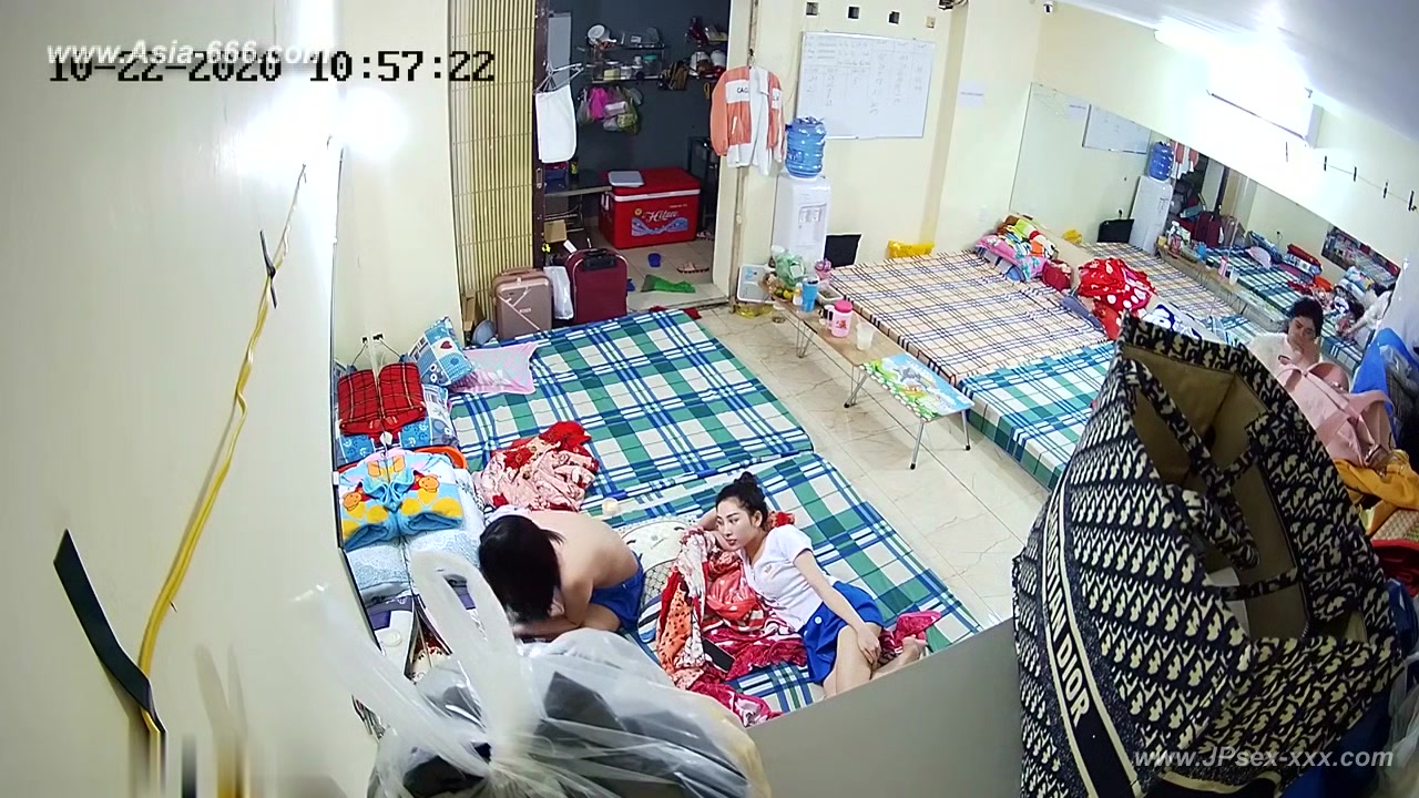 chinese girls dormitory.2