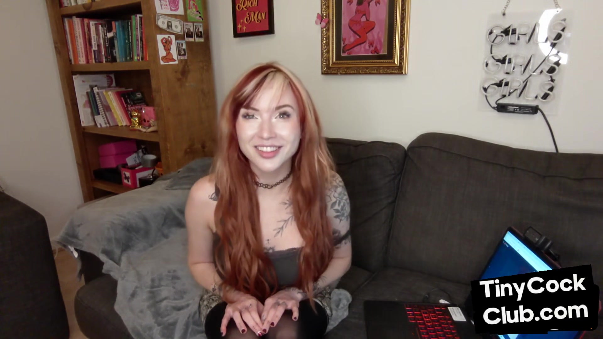 SPH college domina seduces and jerks loser in classroom