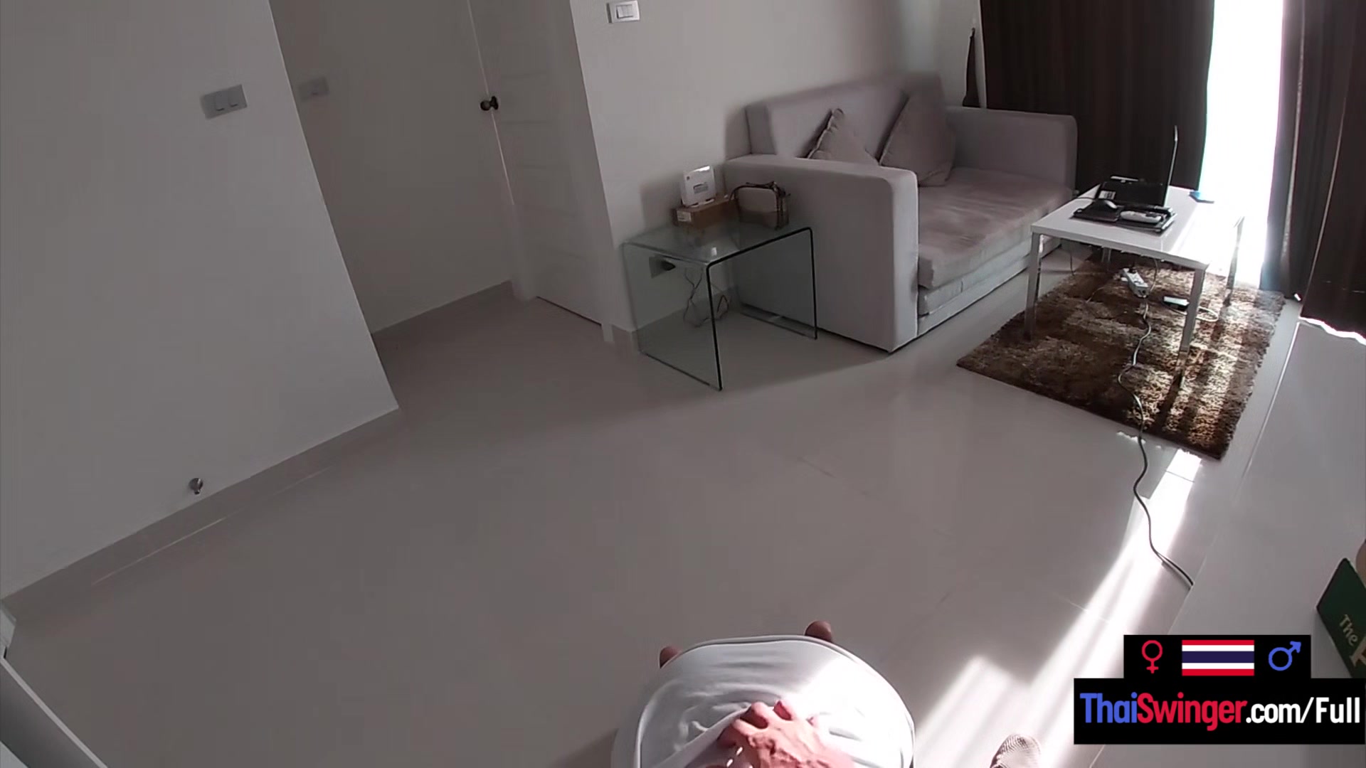 Pizza delivery guy fucks hot Asian amateur teen 18+ who made the order