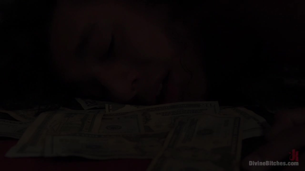 #GiveYourMoneyToWomen