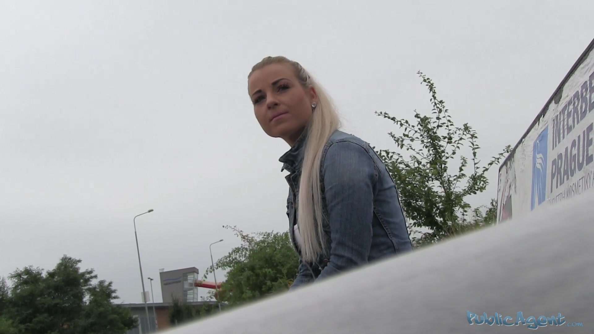 PublicAgent . Lawra