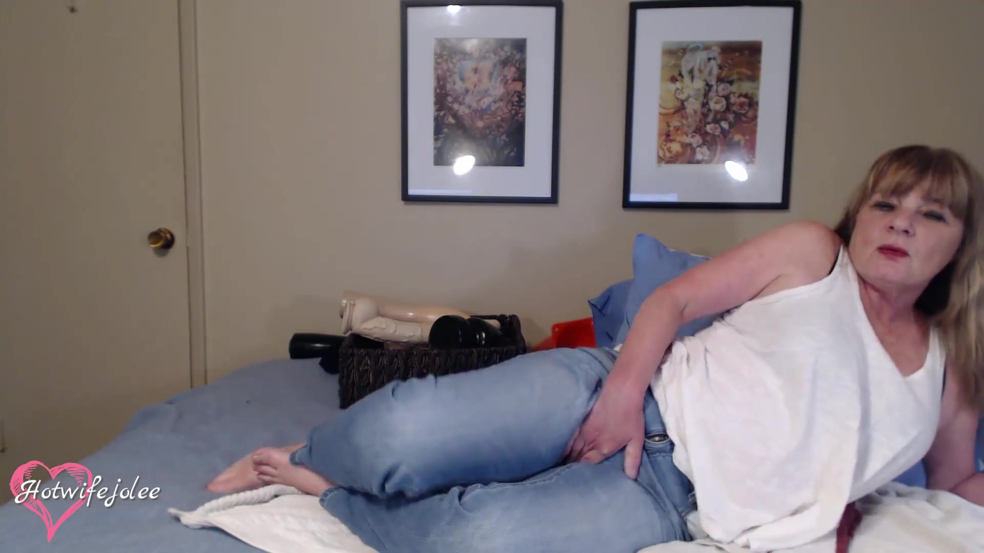 Bed Jeans Wetting - TacAmateurs
