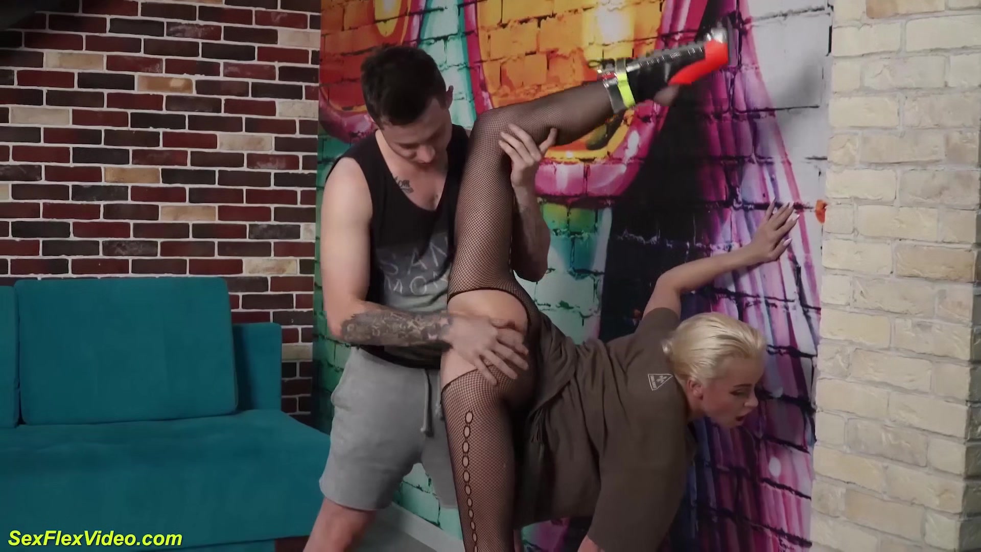 flexi ballerina milf rough ass fucked