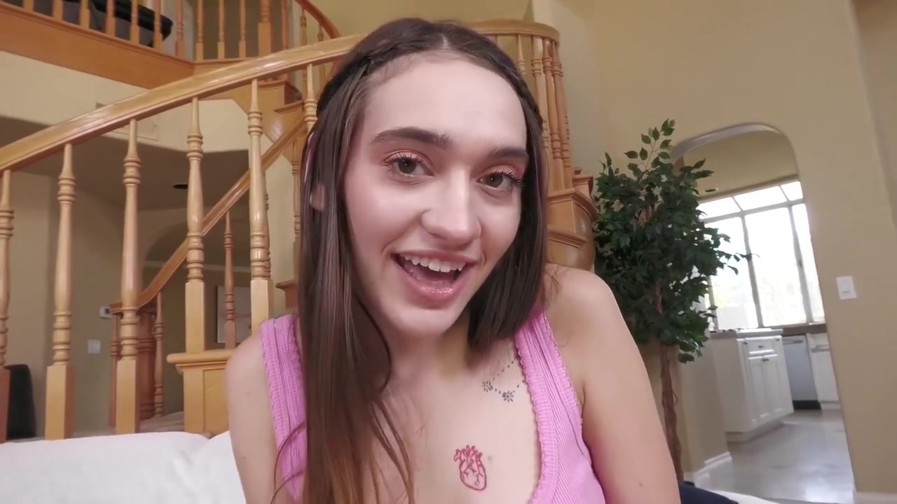 Shakes Her Ass On A Big Dick - Sera Ryder