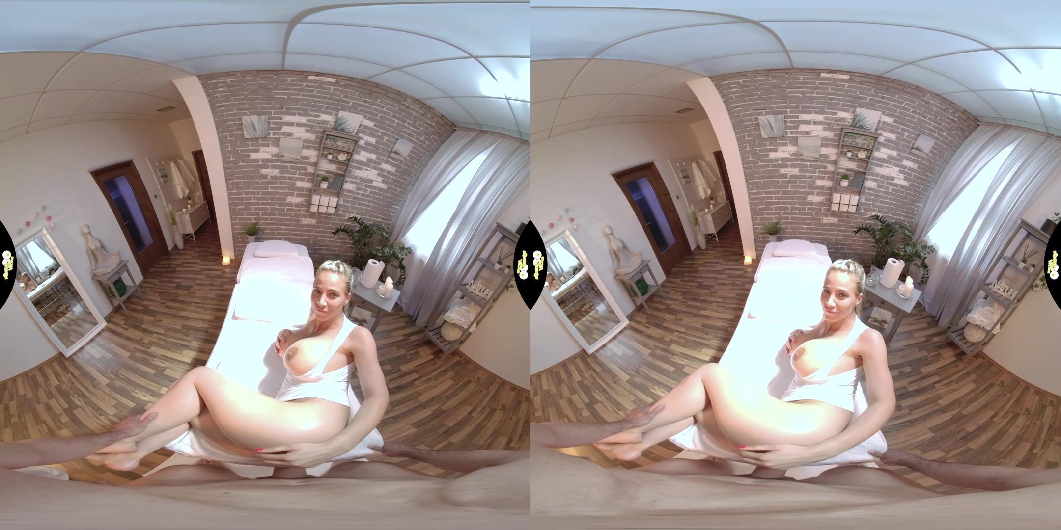 Massage with Bonus - SqueezeVR
