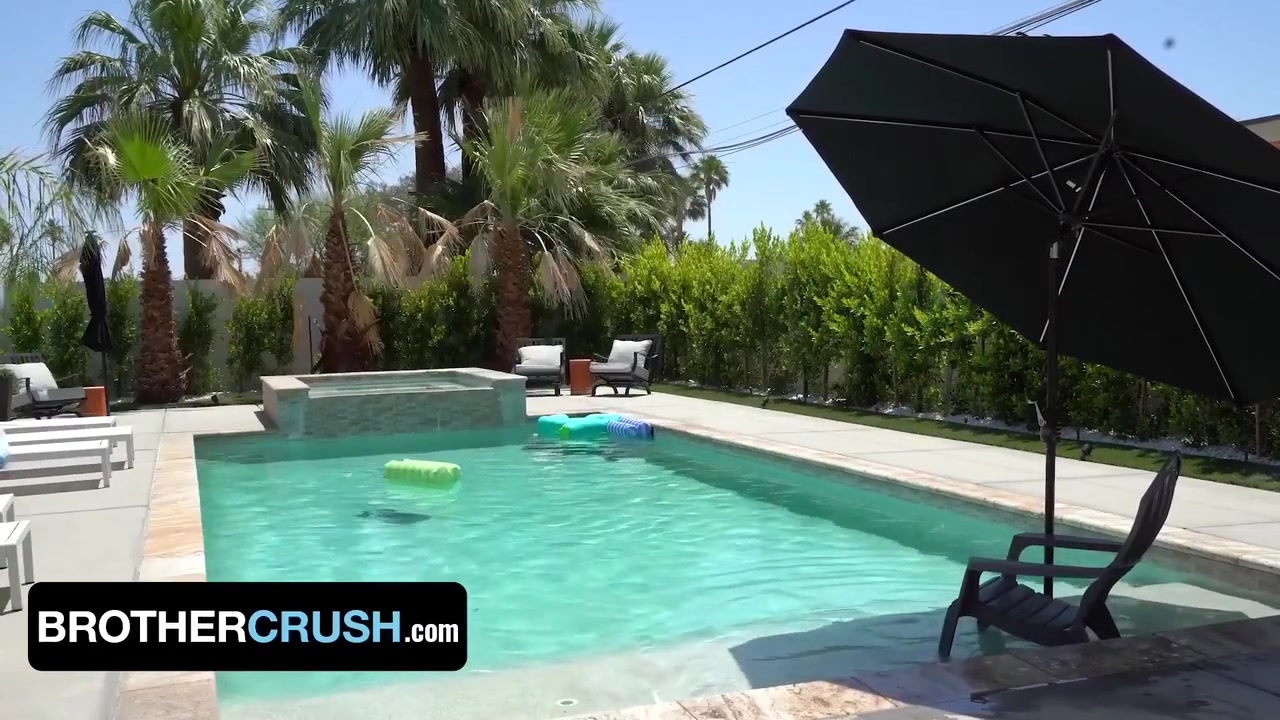 Horny Stepbrothers Dip Their Sultry Bodies In The Pool To Cool Off On Hot - Blaire Banks, Summer Day And Jack Baker