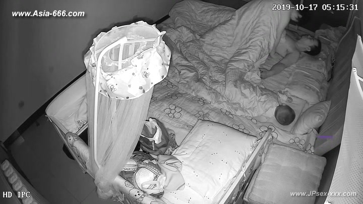 Hackers use the camera to remote monitoring of a lover's home ***_2