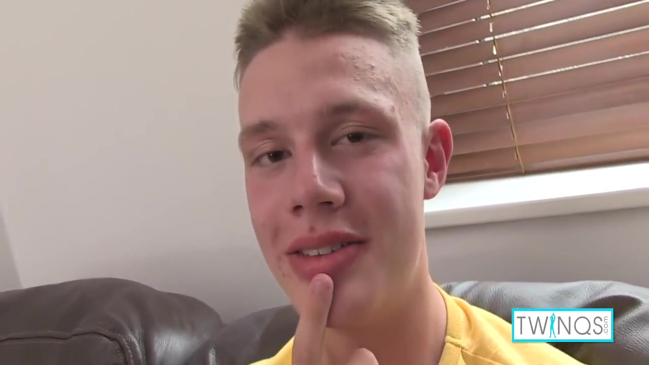 Athletich Blonde Leon Gets Over Doggy To Stroke His Hard Cock! 10 Min
