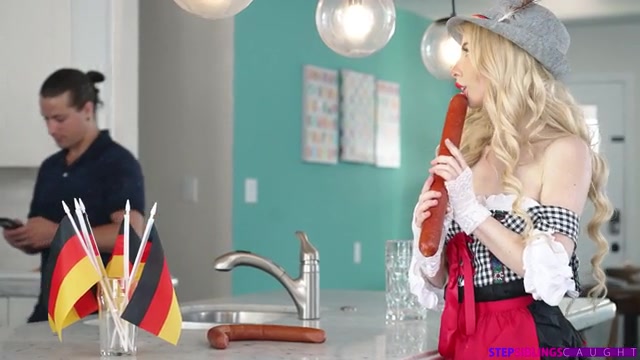 October 2022 Flavor Of The Month Kenzie Reeves - S3:E3 - Nubiles-Porn