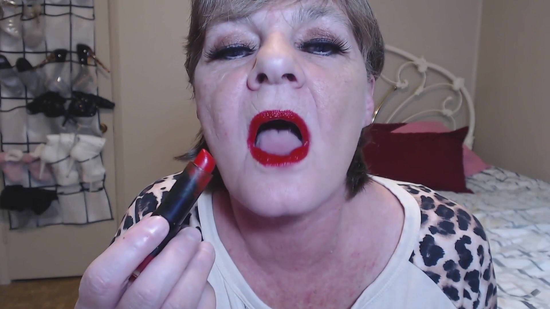 Sultry Shades Of Red - CougarBabeJolee