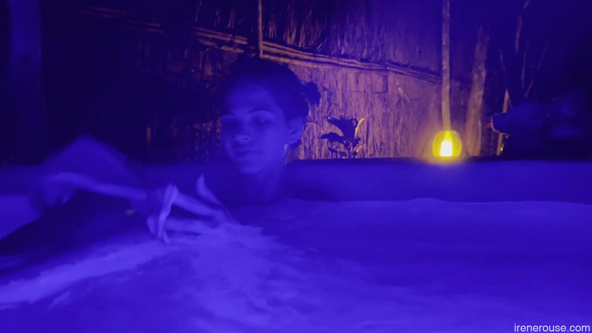 Night Bath - Sex Movies Featuring Irene Rouse