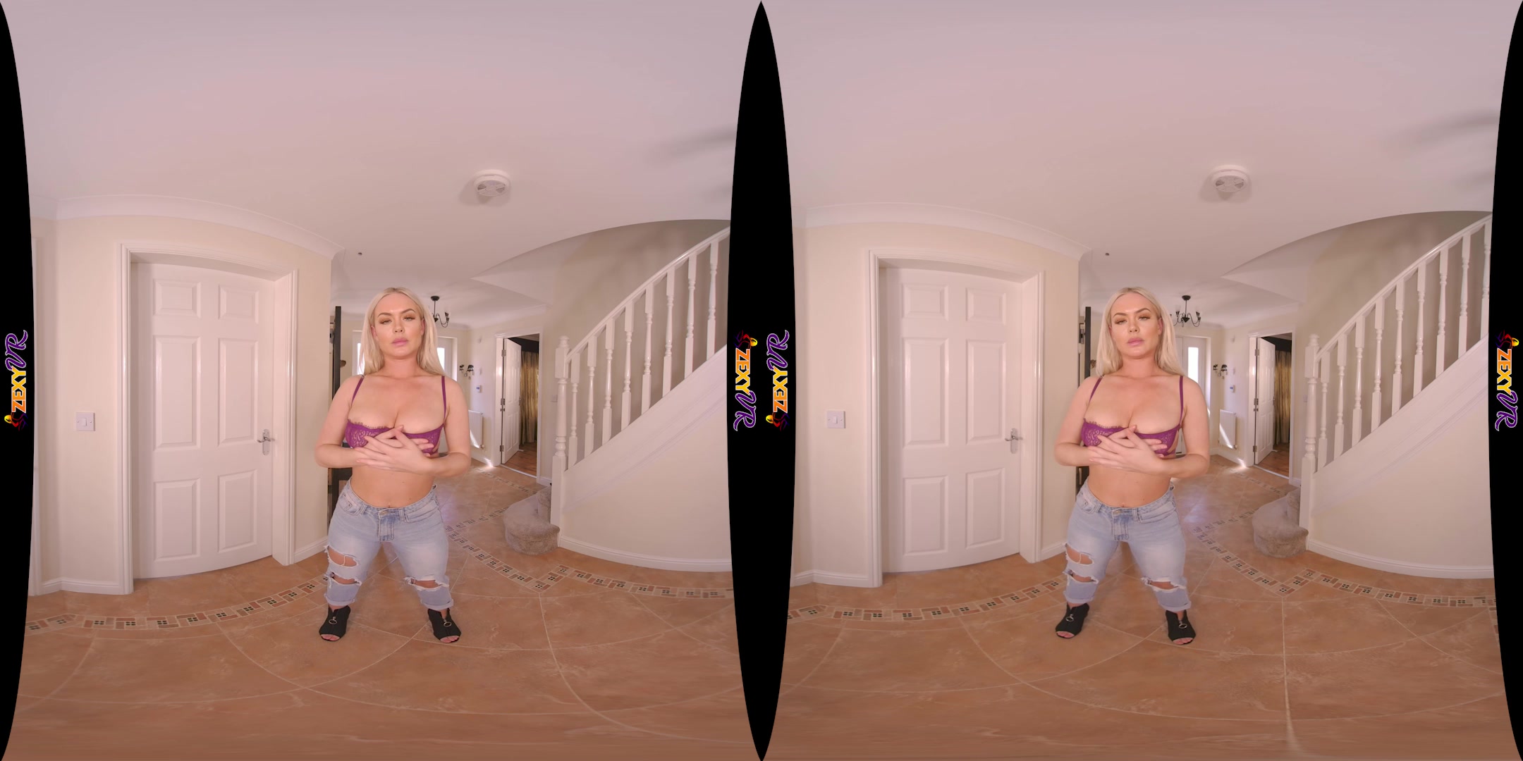 Tasty Tease featuring Louise - ZexyVR