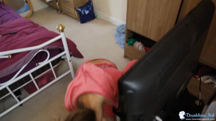 Louise in Tits On TV - DownblouseJerk