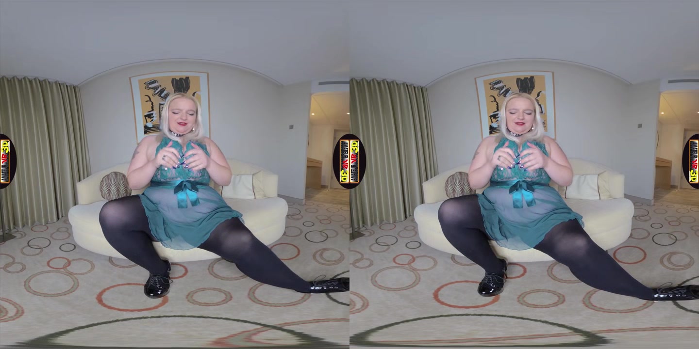 Lucy - Ass And Snatch In Full Action - AmateurVR3D