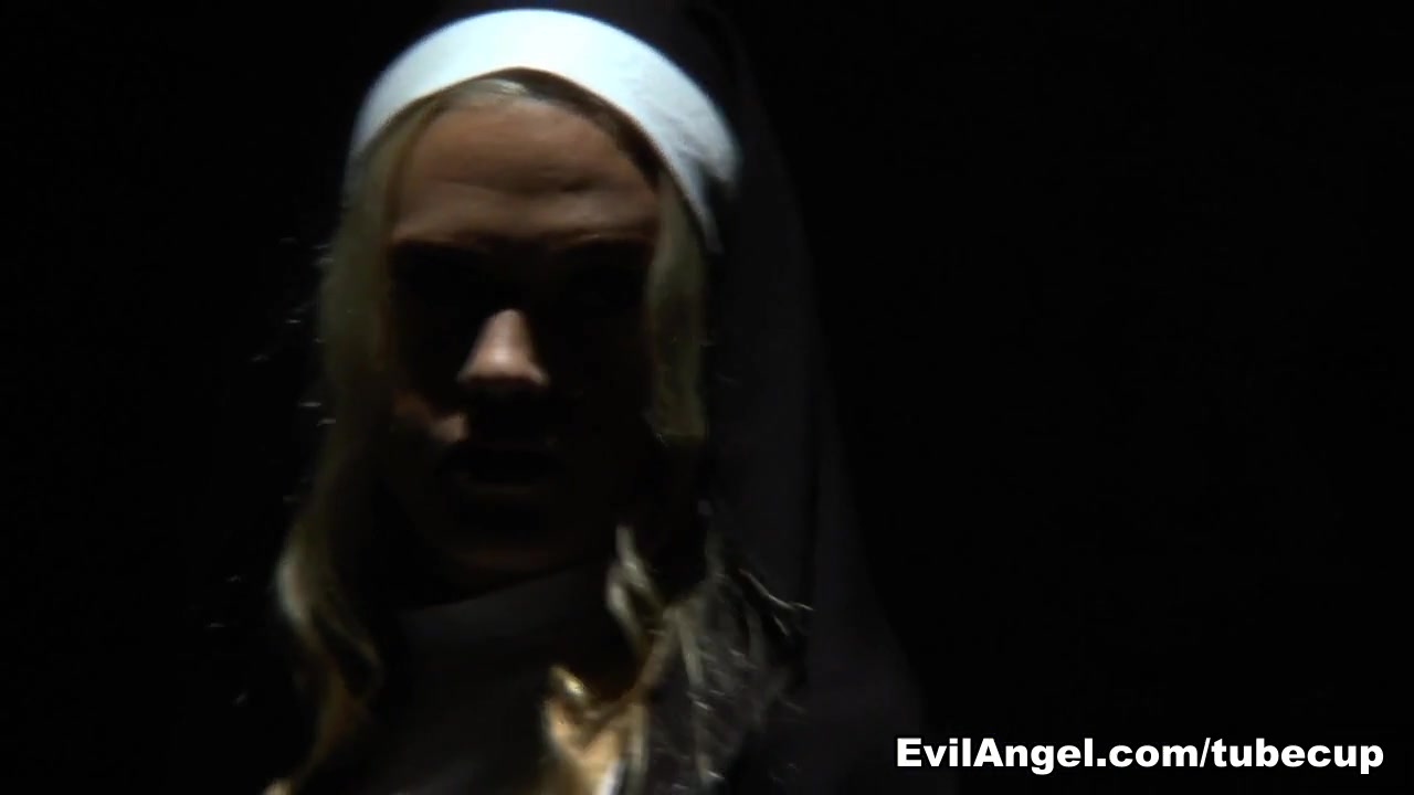 Lea Lexis,Roxy Raye,Chastity Lynn in Voracious 2 ep18 - I Am Foul And Corrupt