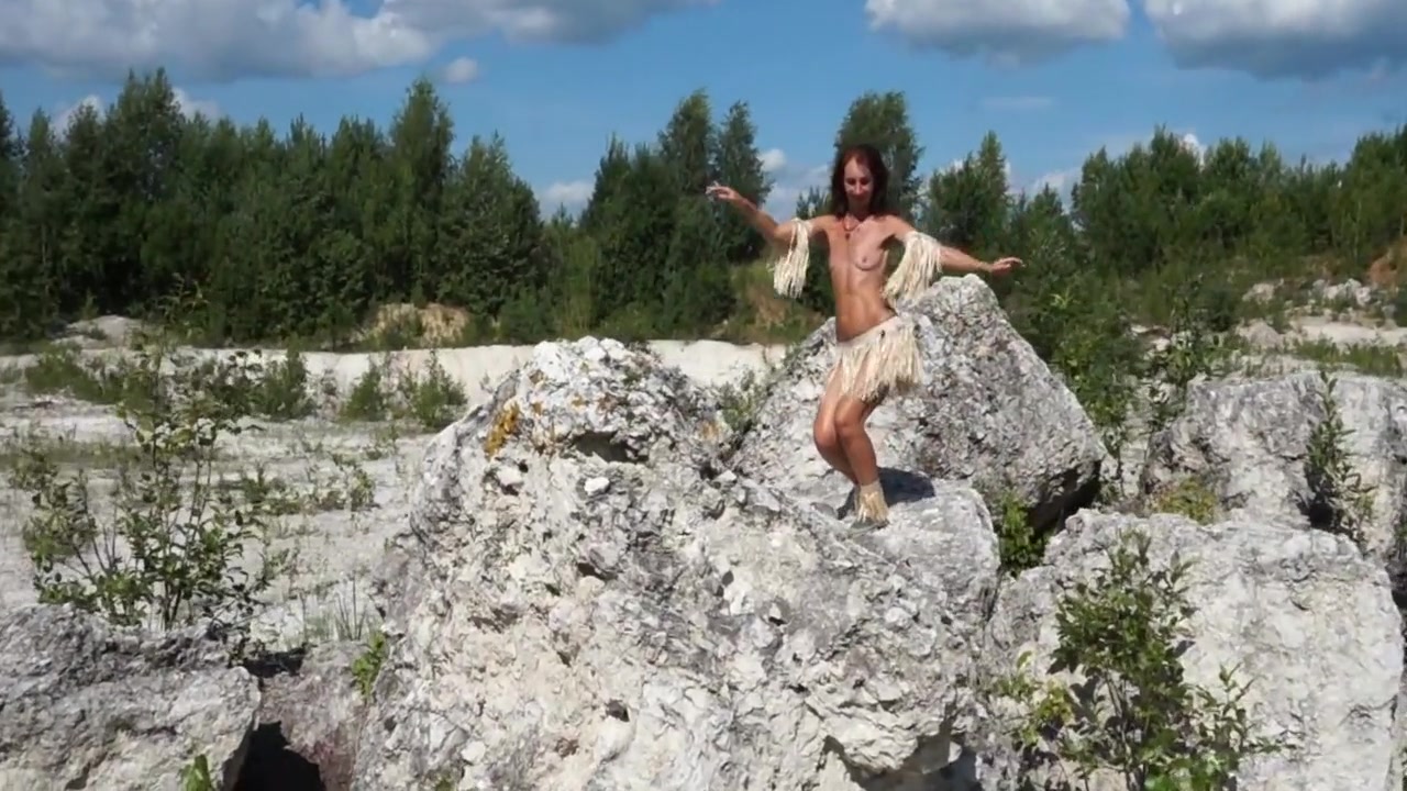 Topless Dance In White Stone Quarry