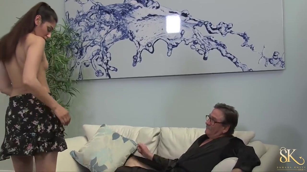 The Collector With Sahara Knite