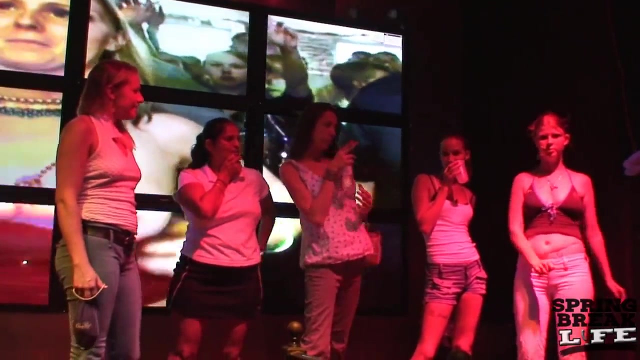 Homemade Bikini Contest and New Orleans Club Flashers - SpringbreakLife