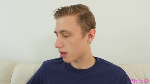 Stepson Wont Stop Staring At My Tits - S1:E4 - Momlover
