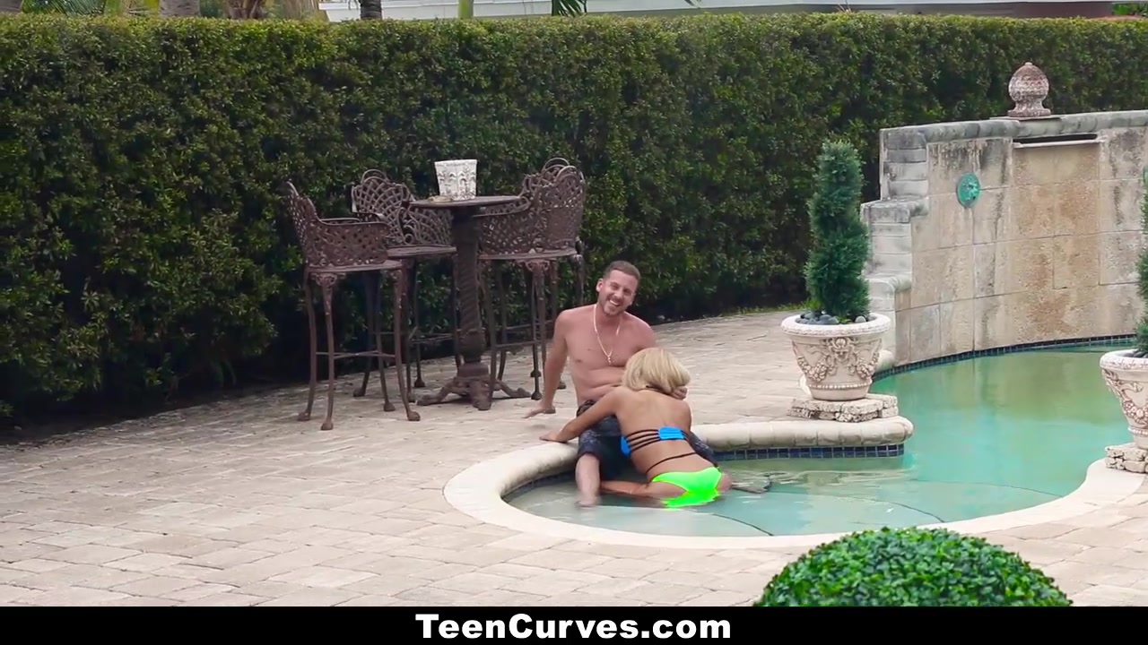 TeenCurves - Curvy Petite Chanel Collins Gets Fucked By The Pool