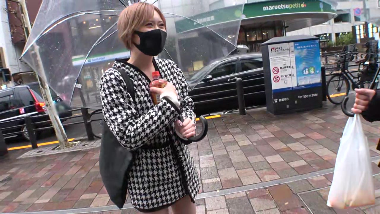 0004712_巨乳 ショートカット デカ乳などが含まれている