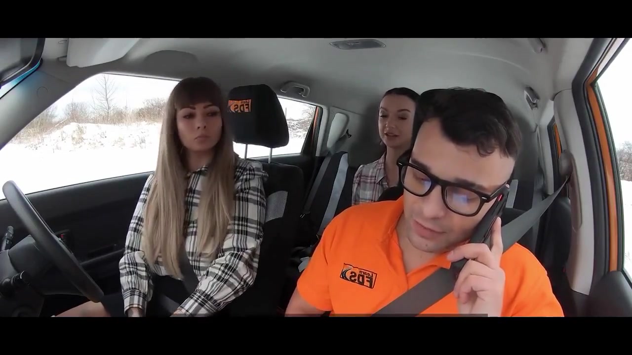 New Dominno Stuck Between Snow And Big Tits 23.05.2021 - Lady Gang