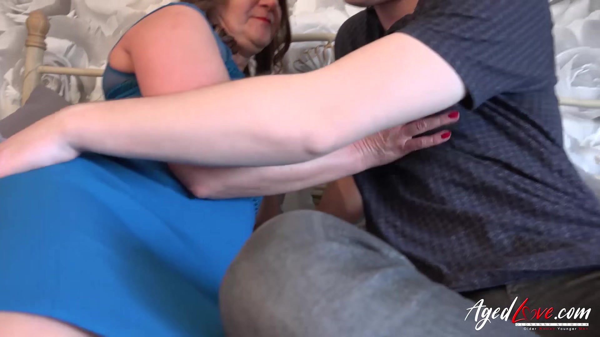 AGEDLOVE Horny Boy Chris Cobalt Rides Mature Chick Tracy In Hradcore Way