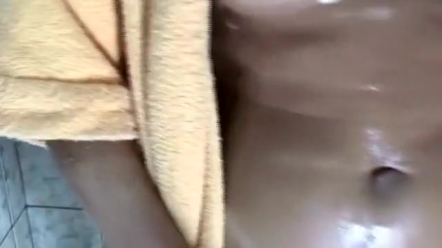 Sthowdys chabmale lesbian Has Epic Ride On penis Replicant