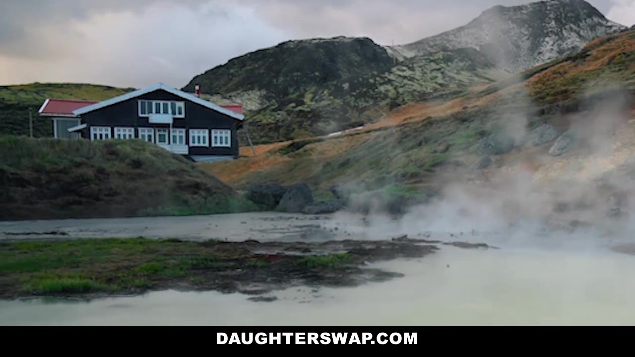 DaughterSwap - Thanksgiving Fuckfest With Slutty Step daughters