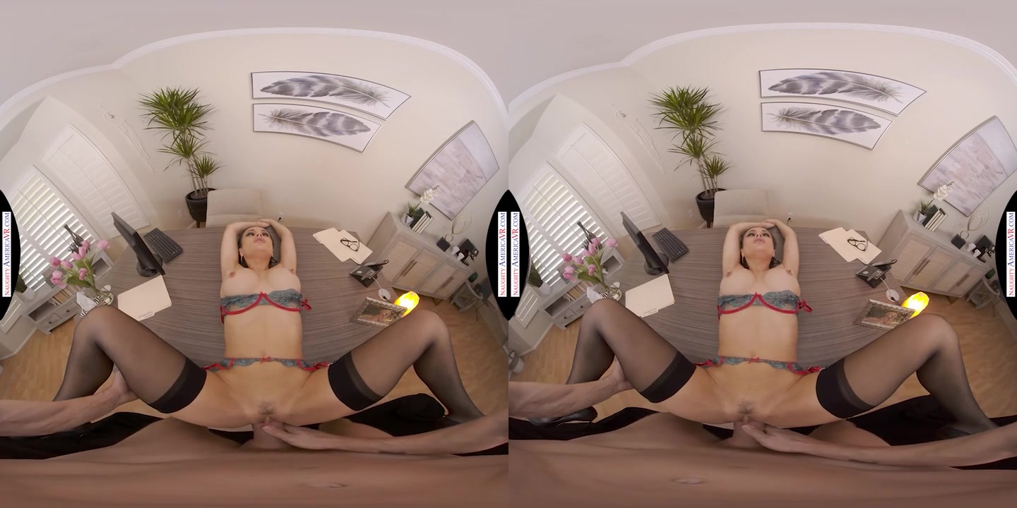 Your Marriage Counselor Crystal Rush Wants To Fuck Your Brains Out