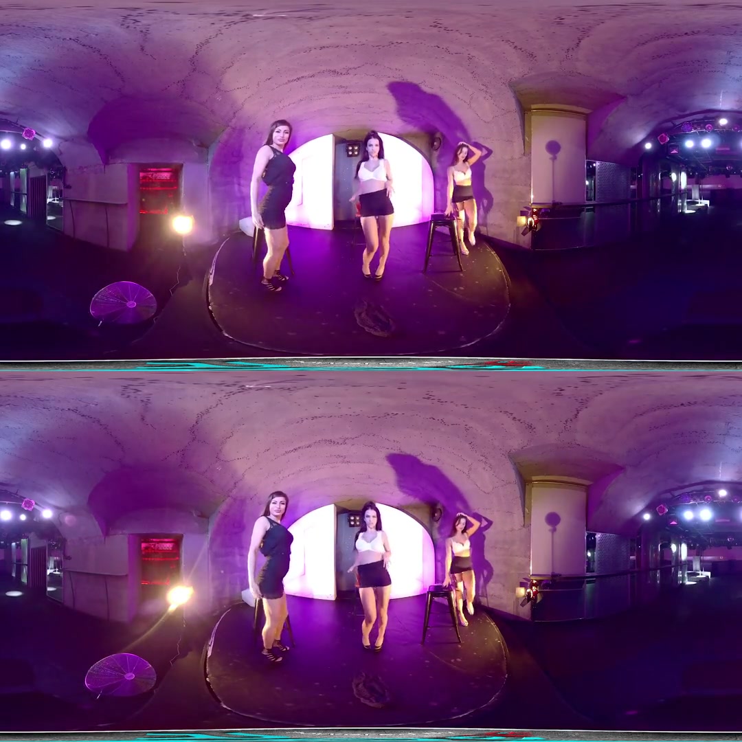 Kinga & Nicole & Sofia Striponstage - ReeVR
