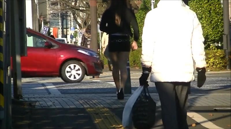 Japanese Crossdresser Pantyhose Public Exhibitionism Upskirt