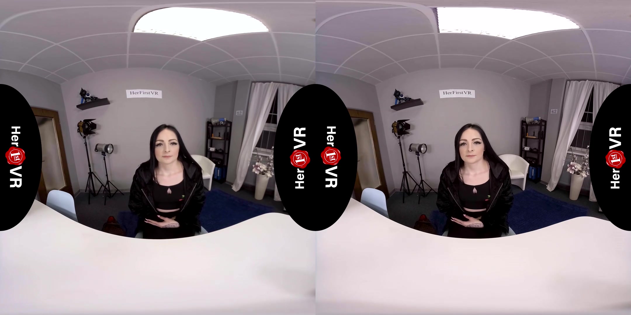 Quinn Diamond - First VR Casting - SexLikeReal