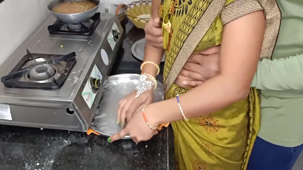 रट बनत समय जर जर स धकक लय एक सथ द कम 12 Min