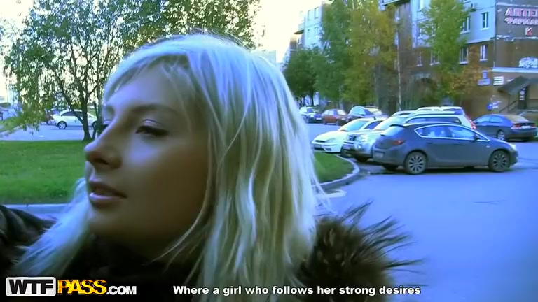 Blond in avid public fuck adventure