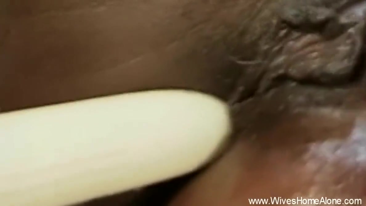 African Housewife Masturbates Passion