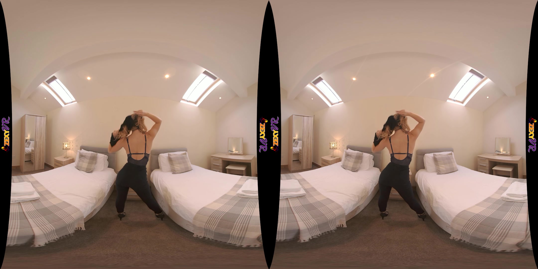 Just Clocked Off featuring Chelsea Essex - ZexyVR