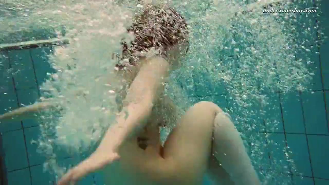 Biggest Floating Tits Of Dashka Underwater