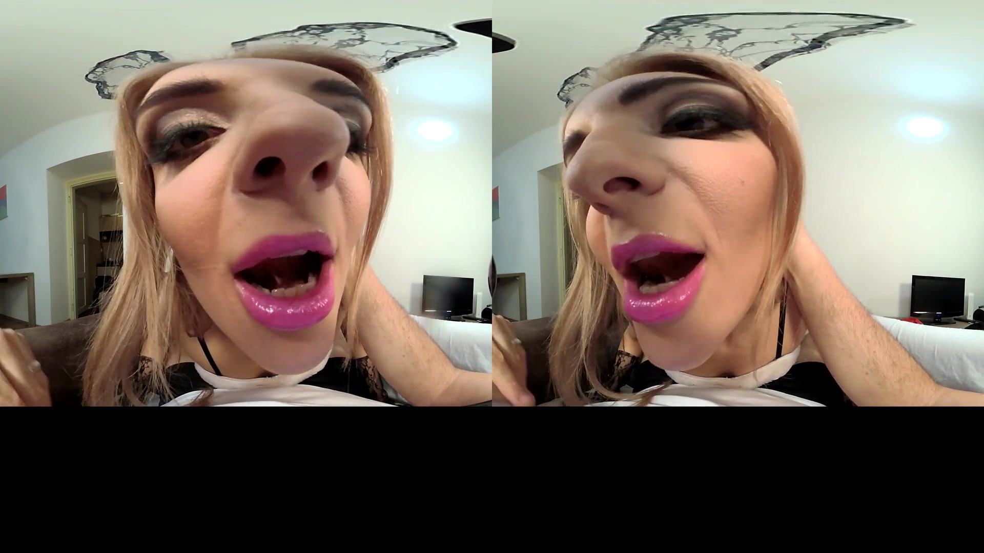 Caty Kiss: Blowjob Bunny - Costume Deepthroat Oral Cumshot