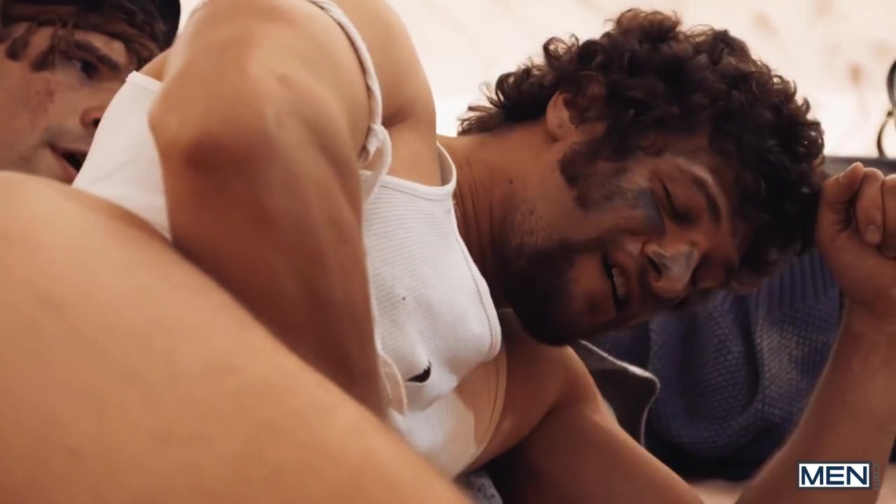 Malik Delgaty In Spooning In The Desert