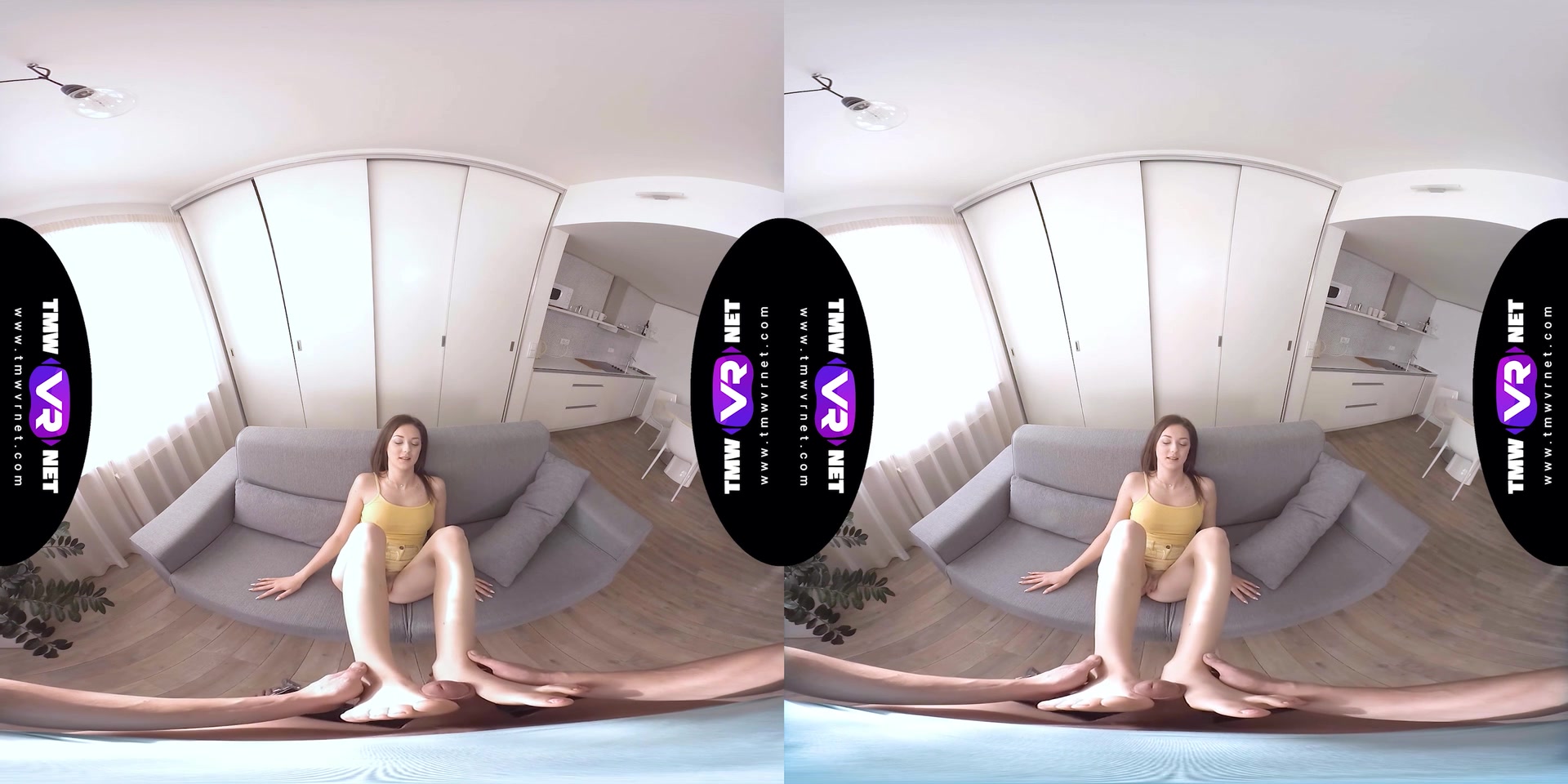 Feet massage gives bright orgasms - TmwVRnet