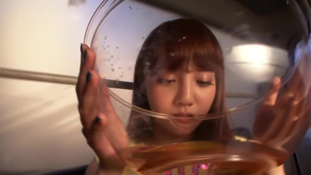 Rei Mizuna Drinks Piss And Fucks Two Homeless Men