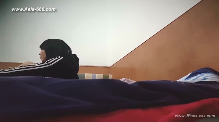 chinese man fucking callgirl in hotel.14