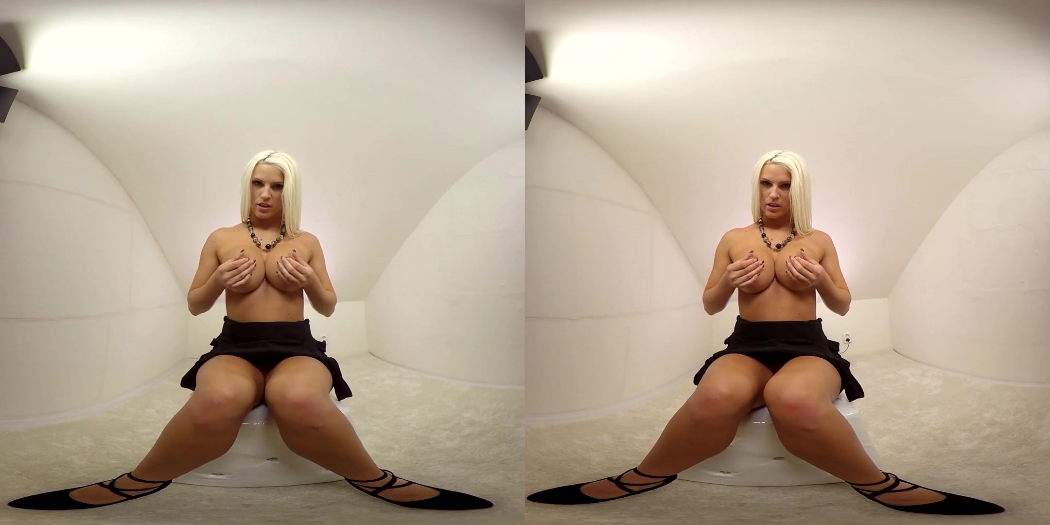 Blanche Bradburry in 247 - Blanche Bradburry - BravoModelsMedia