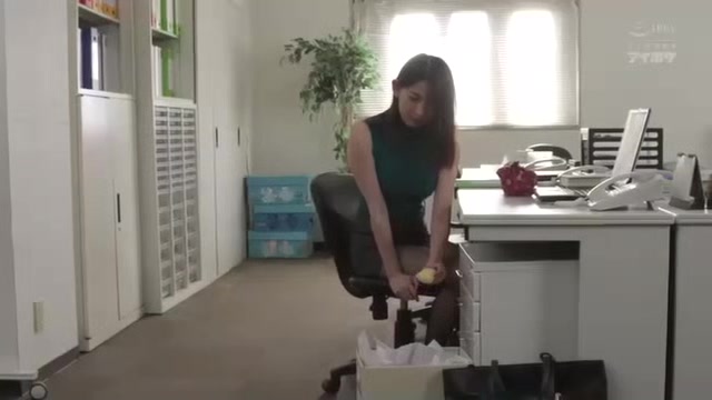 09396,SEX of a woman with a big dick